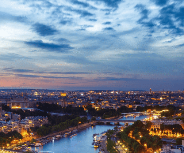 City of Lights & Romance: Ultimate 6-Day Paris Discovery Tour